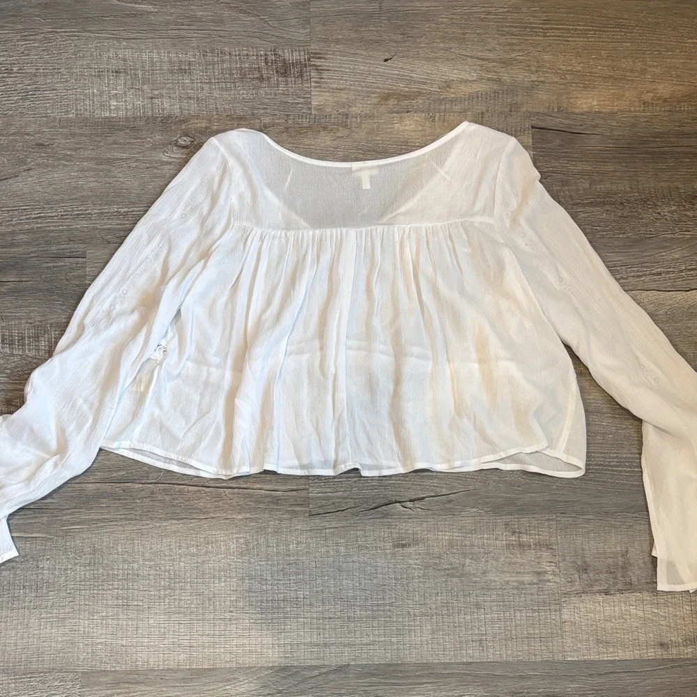 NWOT Elegant BOHO White Crop Top - Picture 5 of 6